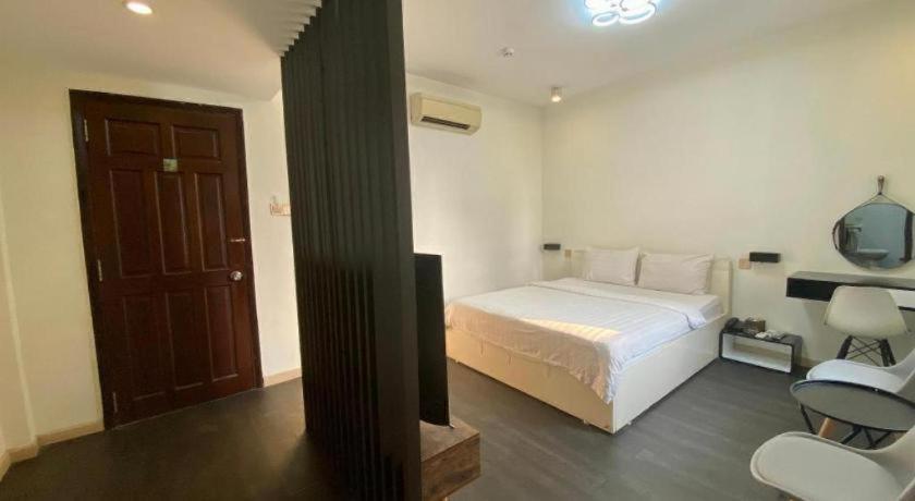 Amura Hotel Thu Duc Хошимин Экстерьер фото